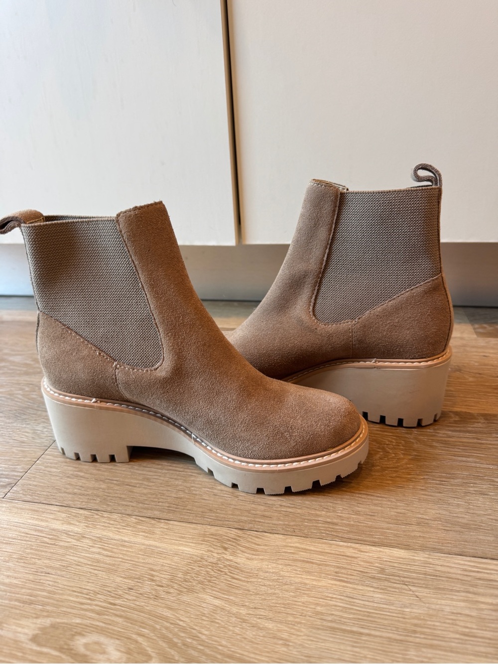 Dolce Vita Taupe / Tan Chelsea Lug Booties. Women's size 5.5. Ankle boots